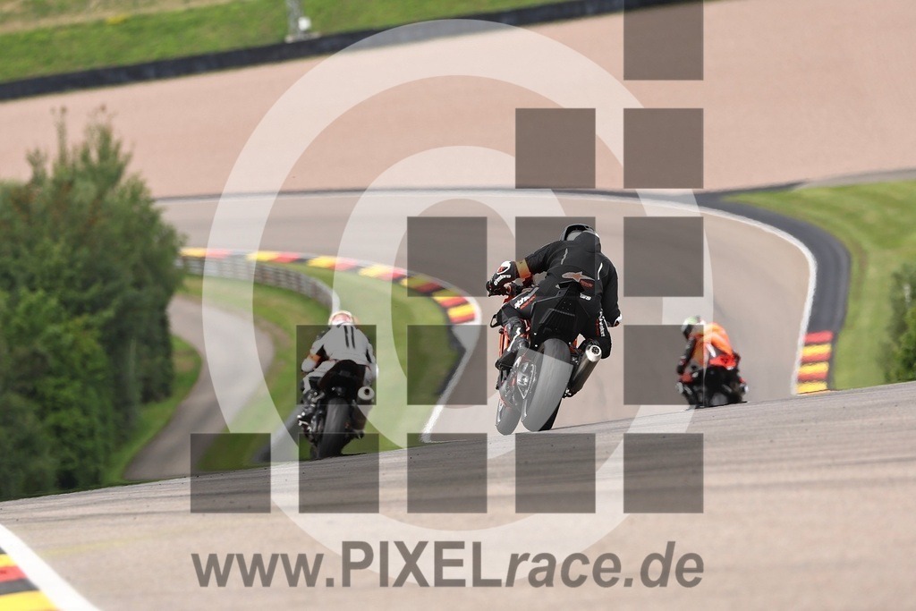 0990-20260724_11346 | Schöne Erinnerungen an spannende Momente - das festzuhalten ist unser Job. PIXELrace.de ist seit 2003 auf den Rennstrecken Europas unterwegs um die Action draußen beim Fahren und die wunderbare Stimmung imm Fahrerlager für euch einzufangen.