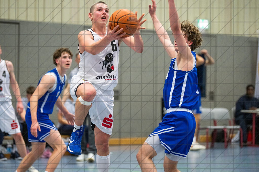 JBBL PlayOffs Nord 25/26 | Spieltag 16 | Charisma Young Bulls vs. Sience City Jena | 13.03.26: JBBL PlayOffs Nord 25/26 | Spieltag 16 | Charisma Young Bulls vs. Sience City Jena / Osnabrück / Deutschland  //   CREDIT:www.bullenfotos.de, Martin König, Hörner Weg 40, D-49078 Osnabrück, +4917663732967 // Nutzung und Weitergabe nur zu den vereinbarten Zwecken. Presseanfragen an Ersteller. Alle Rechte beim Ersteller. Honorierung nach MFM. - Realisiert mit Pictrs.com