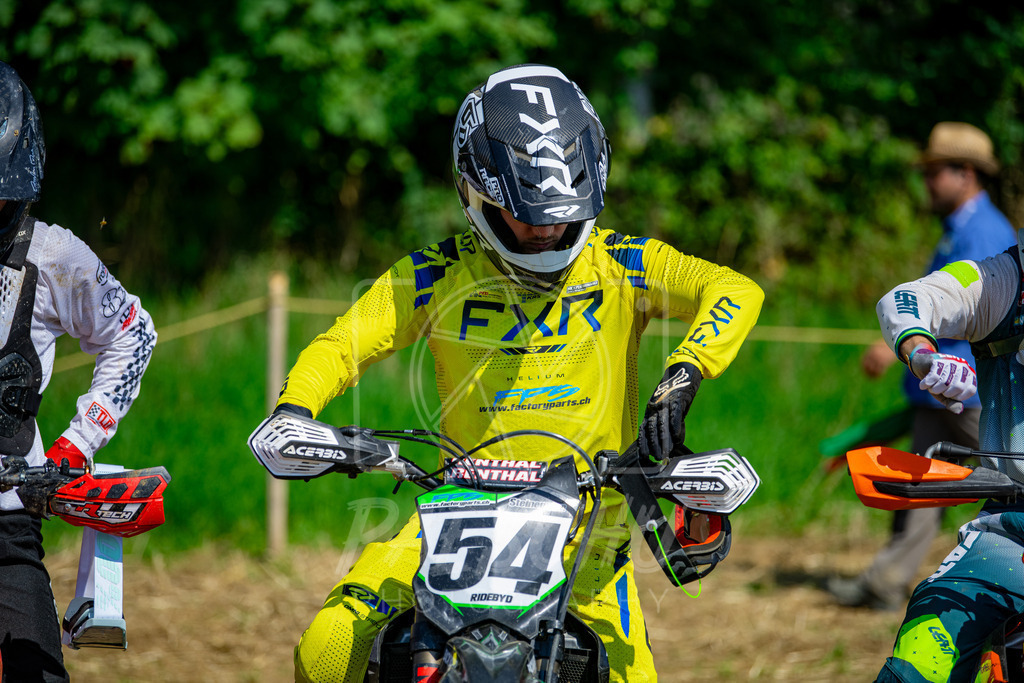 2Ex (35) | Paeschuphoto Shop - Wer nicht sucht der auch nicht findet.Ob Motocrossbilder oder von einem besuchtem Spiel, Hauptsache Action. - Realisiert mit Pictrs.com
