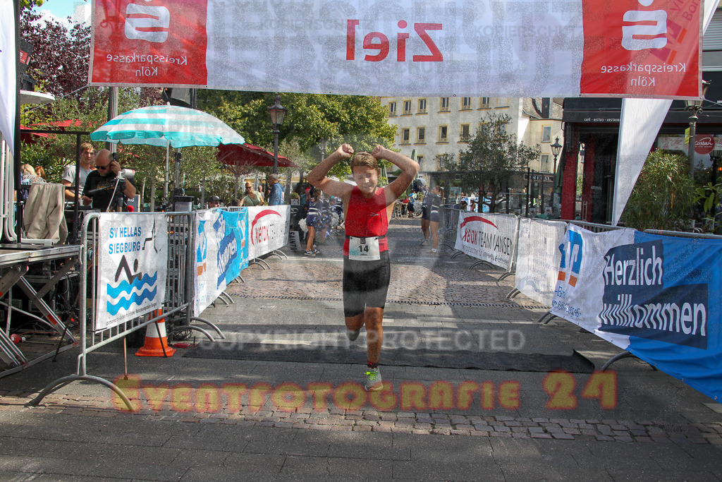 250824_1151_EV4_9085 | Sportfotografie im Rhein-Sieg Kreis, Köln, Bonn, NRW, Rheinland Pfalz, Hessen, etc. Unser Tätigkeitsfeld umfasst den Laufsport vom Volkslauf über den Marathon, Duathlon, Triathon bis zum Ultralauf wie Kölnpfad Ultra oder Schindertrail.