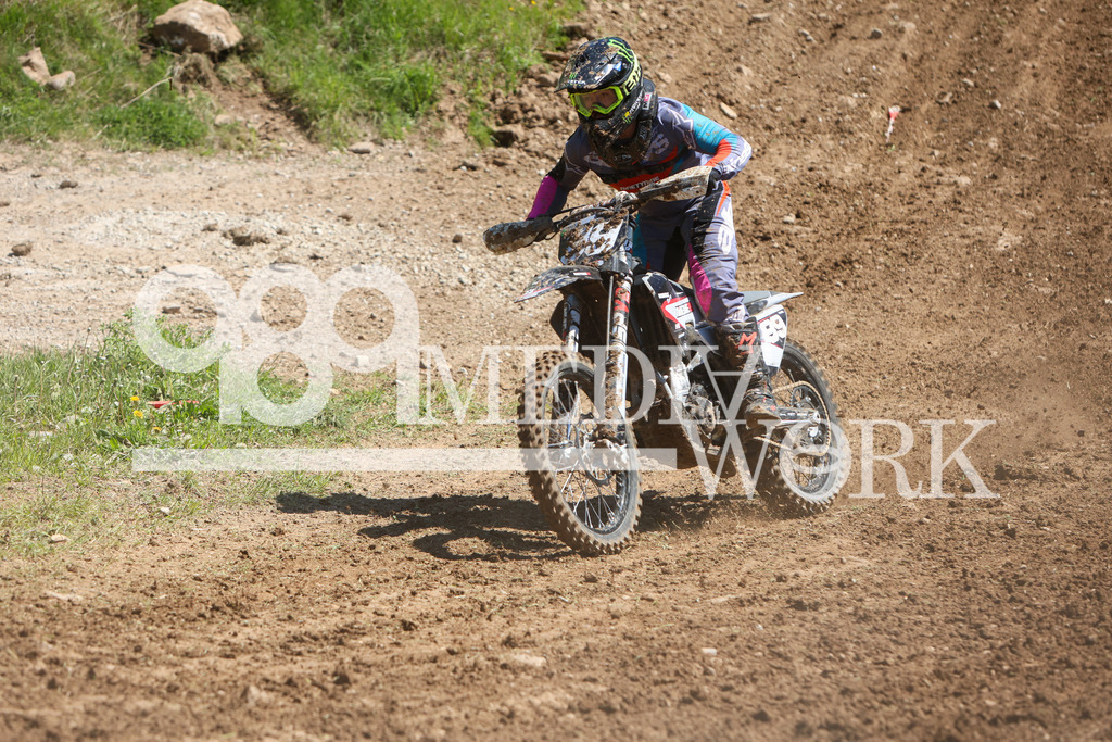 5E6A6856 | 989 MEDIAWORK