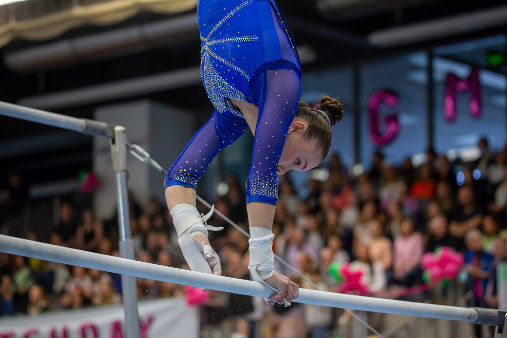 Deutsche Turnliga (Bundesliga) der Frauen, 1. Wettkampftag 2025 in Mannheim***Florine Seifner (TZ DSHS Köln) am Stufenbarren | Deutsche Turnliga (Bundesliga) der Frauen, 1. Wettkampftag 2025 in Mannheim***Florine Seifner (TZ DSHS Köln) am Stufenbarren - Realisiert mit Pictrs.com