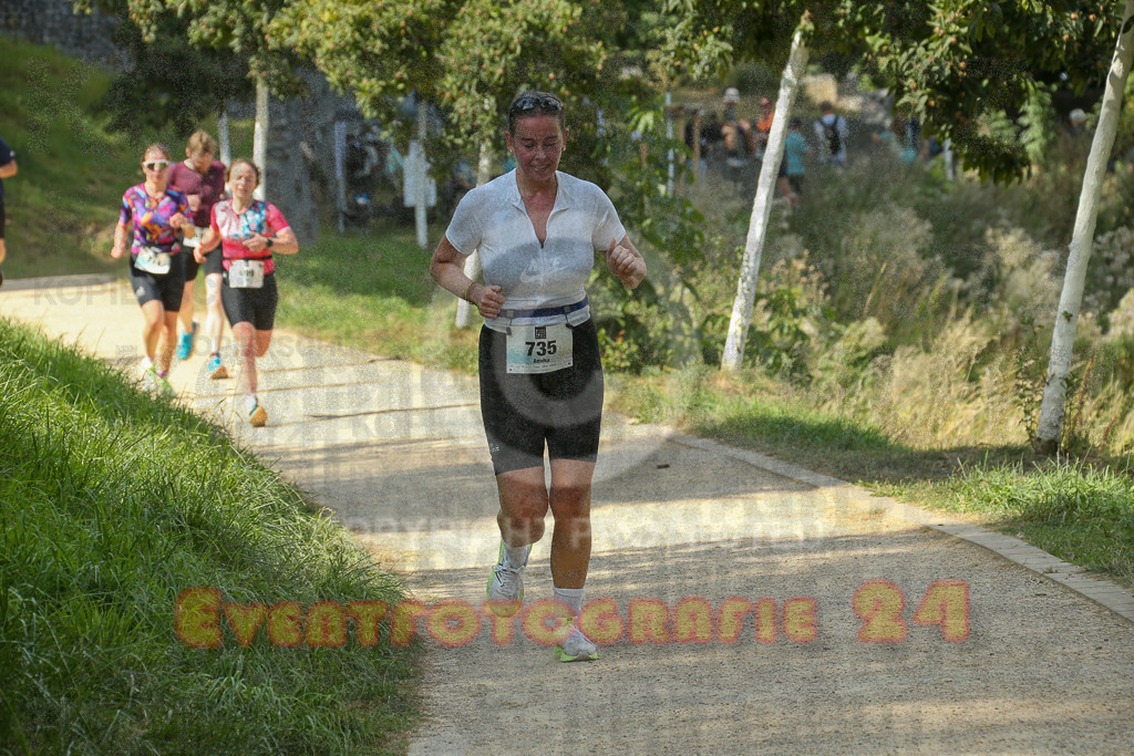 250824_1449_EX1_7676 | Sportfotografie im Rhein-Sieg Kreis, Köln, Bonn, NRW, Rheinland Pfalz, Hessen, etc. Unser Tätigkeitsfeld umfasst den Laufsport vom Volkslauf über den Marathon, Duathlon, Triathon bis zum Ultralauf wie Kölnpfad Ultra oder Schindertrail.