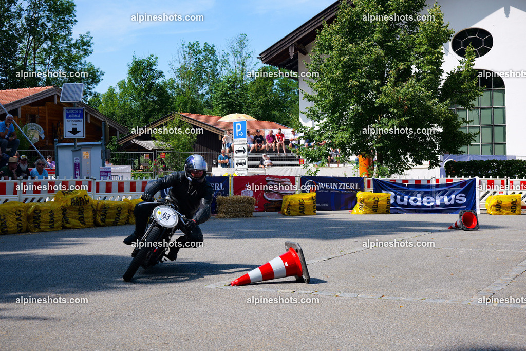 P1014880 | Erleben Sie atemberaubende, hochqualitative Fotos Ihrer Fahrt entlang der malerischen Alpenstraßen. Besuchen Sie alpineshots.com, um professionelle Aufnahmen Ihrer unvergesslichen Reise zu finden und zu kaufen - Realisiert mit Pictrs.com