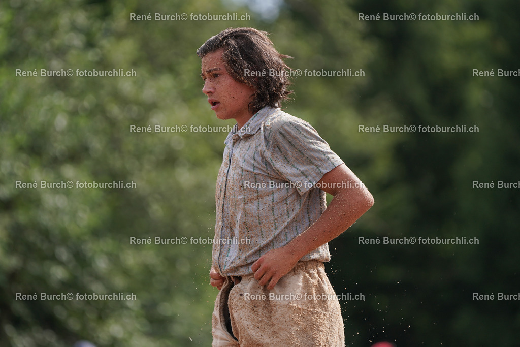 DSC09438-2 | René Burch leidenschaftlicher Fotograf aus Kerns in Obwalden.  Hier finden sie Sport, Landschaft und Natur Fotografie.
 - Realisiert mit Pictrs.com