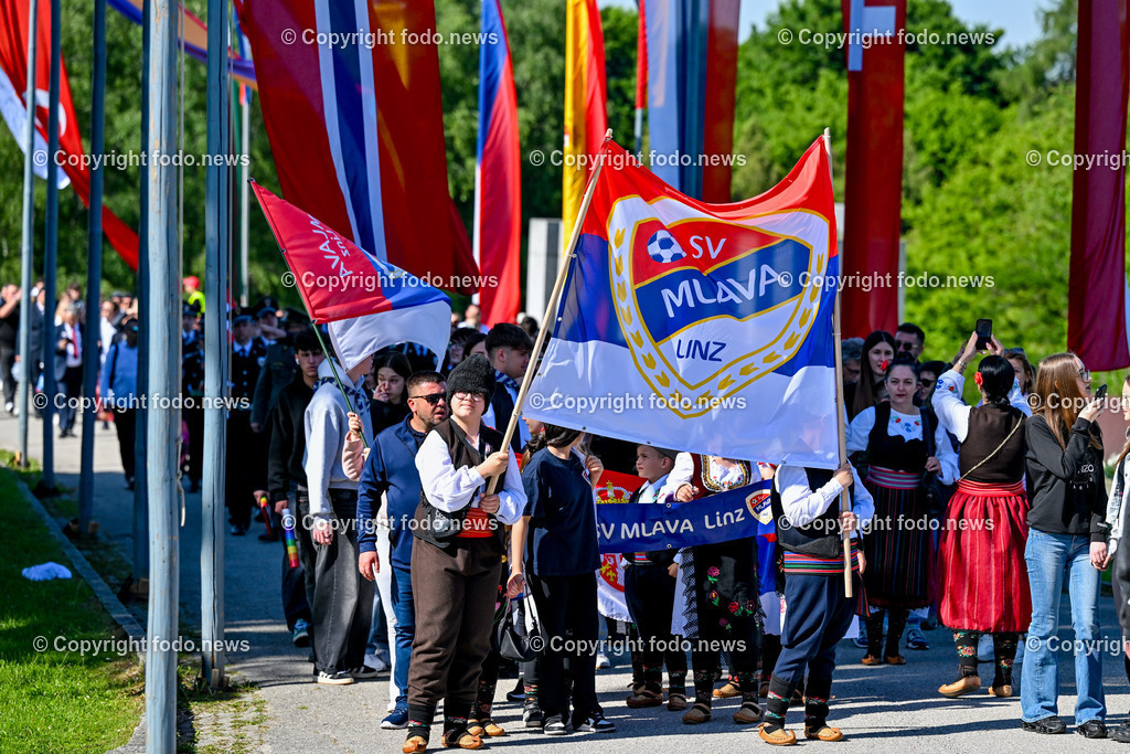 Internationale Gedenk- und Befreiungsfeier Gedenkstaette Mauthausen 2025_ 11.05.2025-84 | 11.05.2025, Mauthausen, AUT, Internationale Gedenk- und Befreiungsfeier Gedenkstaette Mauthausen 2025, 80 Jahre Befreiung KZ Mauthausen im Bild Besucher, Mahnmal, Gedenkstaette