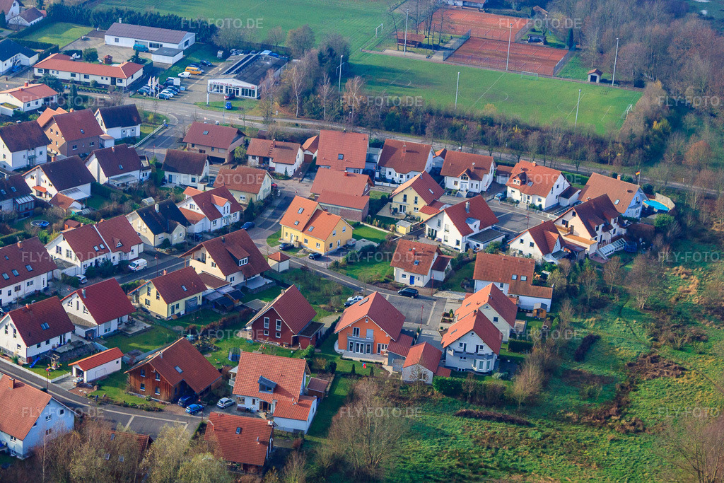 Luftbild: Neubaugebiet Nachtweide in Winden im Bundesland Rheinland-Pfalz in Deutschland. Foto: IMG_35524.jpg vom 20.11.2010 durch Werner Riehm/FLY-FOTO.de