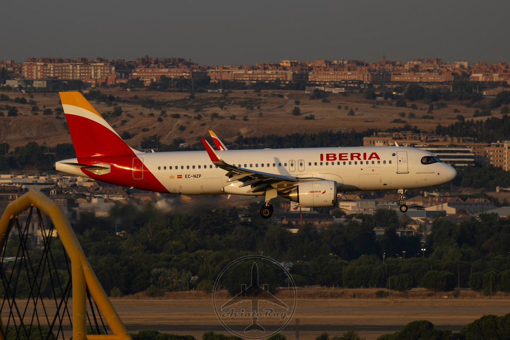 IB3003-A20N-EC-NZP-BCN-MAD-20240812-1 | Browse breathtaking aviation photography and order high-quality prints from AviatoRay's gallery. Perfect for enthusiasts and collectors. - Realisiert mit Pictrs.com