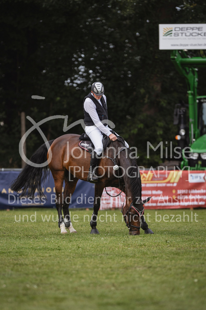 240719_LC_Youngster-M-331 | Deine schönsten Turniermomente als professionelle Fotos! Entdecke hochwertige Pferdesport-Fotografie im Online-Shop. Jetzt Fotos finden & bestellen!