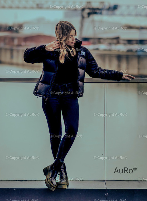 02087325 (5)-01 | AuRo® Services - Realisiert mit Pictrs.com