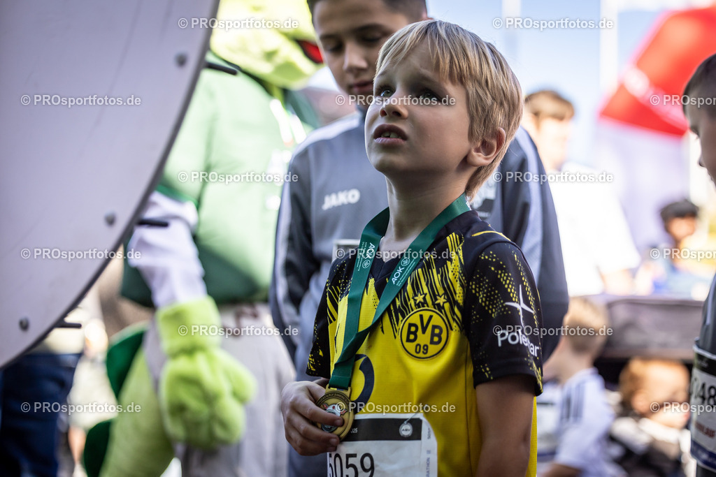 44. Kölner Brückenlauf; Koeln, 14.09.25 | Impressionen vom 44. Kölner Brückenlauf am 14.09.25 am Schokoladenmuseum in Koeln. Foto: BEAUTIFUL SPORTS/Leah Kohring