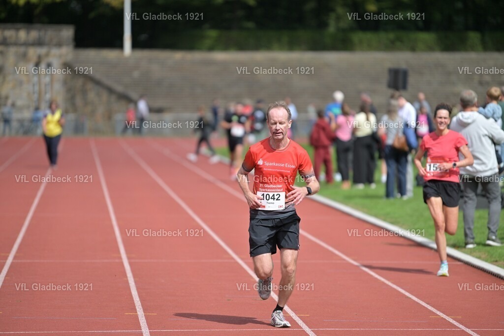 2026-08-23_Sparkassenlauf_10KM_KH_001009 | Die Fotografen - Realisiert mit Pictrs.com