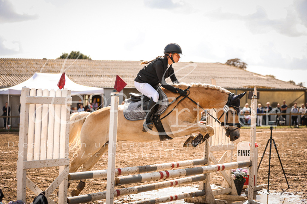 06.SoSpE00021 | Leoni Ertmer Photography - Realisiert mit Pictrs.com