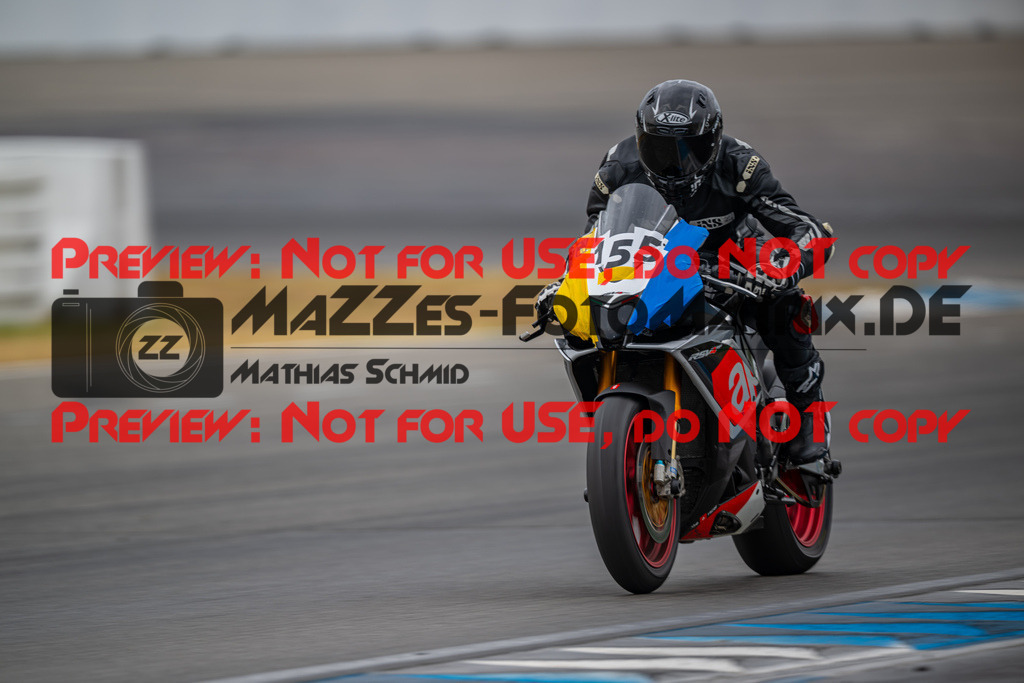 MaZZes-Fotomatrix-20260809-576676 | R1