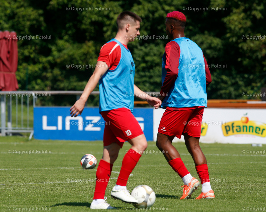 A_LUI_19072025_31 | SPORT,FUSSBALL ,TESTSPIEL ASKOE OEDT-UNION RAIFFEISEN MONDSEE 19.07.2025 IM BILD:SALKO MUJANOVIC (OEDT) UND (MONDSEE) FOTO:FOTOLUI