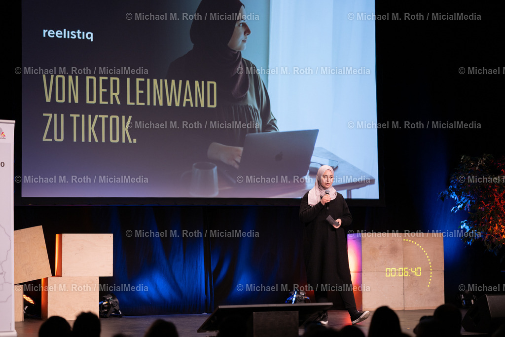 mici-yo-20240423-191829NZ8_0582 | MicialMedia Fotos