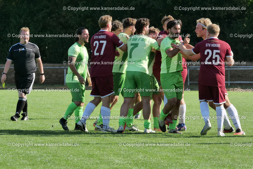 Fußball : Voerder Stadtmeisterschaft am 01.08.2026 auf der Anlage des TV Voerde mit SV 08/29 Friedrichsfeld, SV Spellen und dem TV Voerde. Der STV Hünxe vervollständigt als 4. Mannschaft das Turnier. | Fußball : Voerder Stadtmeisterschaft am 01.08.2026 auf der Anlage des TV Voerde mit SV 08/29 Friedrichsfeld, SV Spellen und dem TV Voerde. Der STV Hünxe vervollständigt als 4. Mannschaft das Turnier. - Realisiert mit Pictrs.com