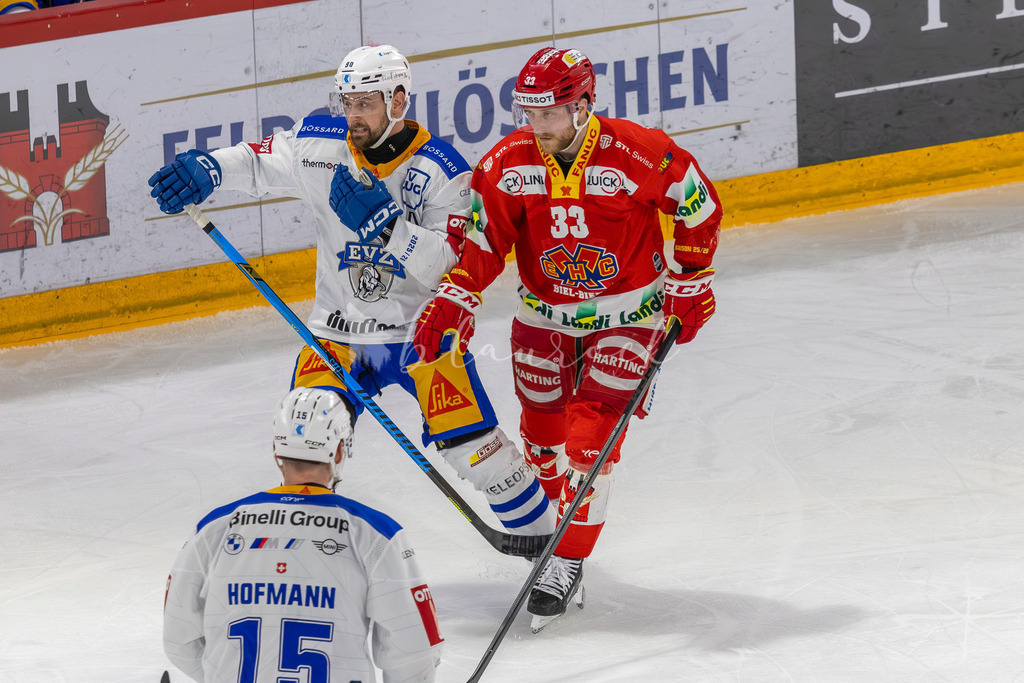 EHCB vs EVZ 20260227_WB-7258 | Sportbilder, Sportfotograf, Hochzeits- und Eventfotografin, Flugshows, Portraits und Tiershooting, Aviation, Downhill, Nationalleague, Swissleague, International