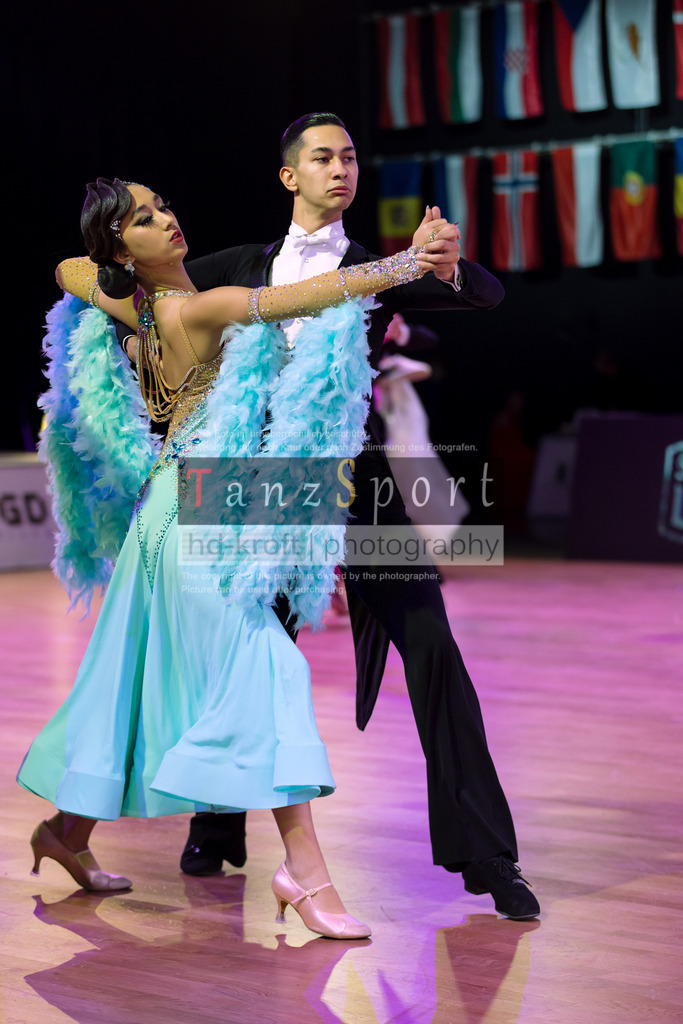 20241215_WDSF_Int_Open_Std-Riga-8788 | Tanzsportbilder, Standardtanz, Lateintanz, WDSF, DTV, LTVB, dancecomp, goc, hessen tanzt, blaues band der spree, walzer, tango, wiener walzer, slowfox, quickstepp, samba, rumba, cha-cha-cha, paso doble. jive, hd-kroft photography, turniertanzsport
