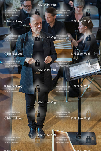 TAM25_K.16__Michael-Vogl_027_9269 | Tage Alter Musik Regensburg K.16 Dominikanerkirche St. Blasius Le Concert Spirituel (Frankreich) Extravaganzen in der Renaissance und im Barock Italiens Neuschöpfung eines Johannesoffiziums im Dom von Florenz Hervé Niquet Leitung Foto: Michael Vogl