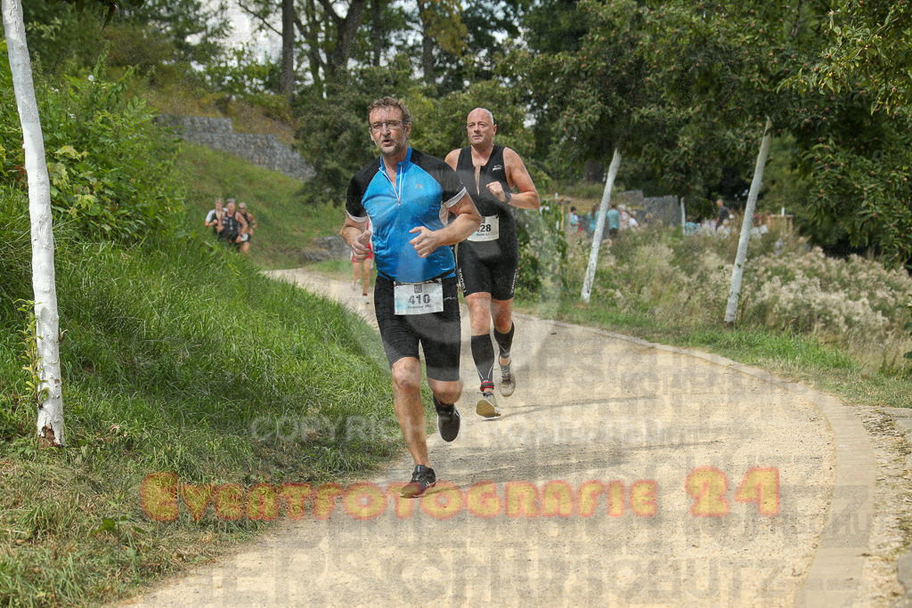 250824_1346_EX1_3625 | Sportfotografie im Rhein-Sieg Kreis, Köln, Bonn, NRW, Rheinland Pfalz, Hessen, etc. Unser Tätigkeitsfeld umfasst den Laufsport vom Volkslauf über den Marathon, Duathlon, Triathon bis zum Ultralauf wie Kölnpfad Ultra oder Schindertrail.
