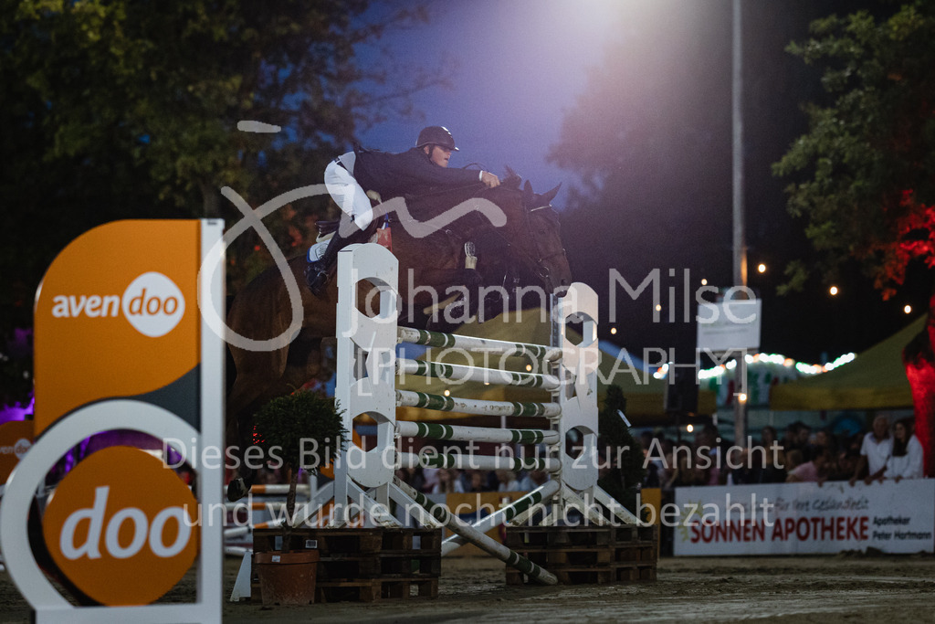230826_Delbrueck_Barriere-127 | Deine schönsten Turniermomente als professionelle Fotos! Entdecke hochwertige Pferdesport-Fotografie im Online-Shop. Jetzt Fotos finden & bestellen!