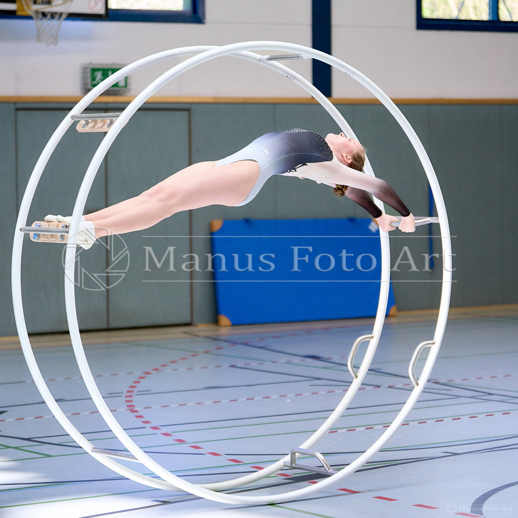C-DSC07435 | Professionelle Sportfotografie in Hamburg, Schleswig-Holstein und Niedersachsen – spezialisiert auf Rhönrad, Geräteturnen, Leistungsturnen und rhythmische Sportgymnastik. Bundesweite Begleitung von Rhönrad-Events. Jetzt Sport-Fotos - Realisiert mit Pictrs.com