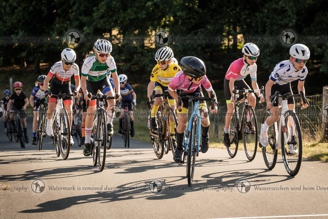 European Junior Cycling Tour Assen 2026 | Fotos der European Junior Cycling Tour Assen 2026 - Realisiert mit Pictrs.com