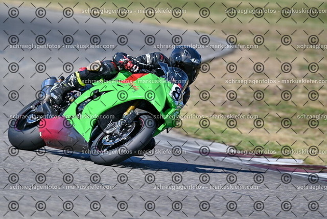 26bt04-0120 | markuskiefer.com - Realisiert mit Pictrs.com
