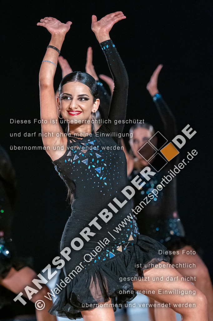 20250504-00608 | Hier finden Sie Tanz Bilder vom Latein und Standard Formationen tanzen. Sportbilder vom Tanzsport. Schöne Fotos und von Weltmeisterschaft, Europameisterschaft, Bundesliga, Regionalliga, Oberliga und Landesliga sowie von GOC Stuttgart, DanceComp, WM Bremen