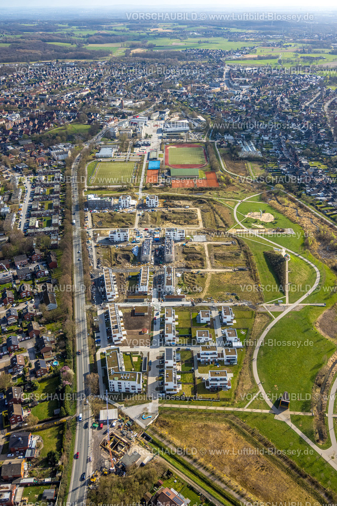 Selm260306991 | Luftbild, Campusplatz Süd und Campusplatz Nord, Sportzentrum mit Sparkassen Arena SG Selm und Tennisplätzen TC Selm 76 e.V., Wohnen am Auenpark Baustelle mit Neubau Wohnhäuser, Beifang, Selm, Münsterland, Nordrhein-Westfalen, Deutschland