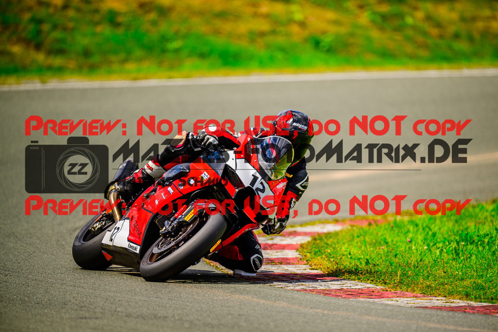 MaZZes_FotoMatrix_240728_6007705_6876 | STK