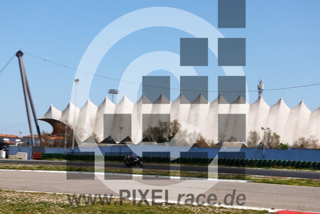 0901-20260404_07918 | Schöne Erinnerungen an spannende Momente - das festzuhalten ist unser Job. PIXELrace.de ist seit 2003 auf den Rennstrecken Europas unterwegs um die Action draußen beim Fahren und die wunderbare Stimmung imm Fahrerlager für euch einzufangen.