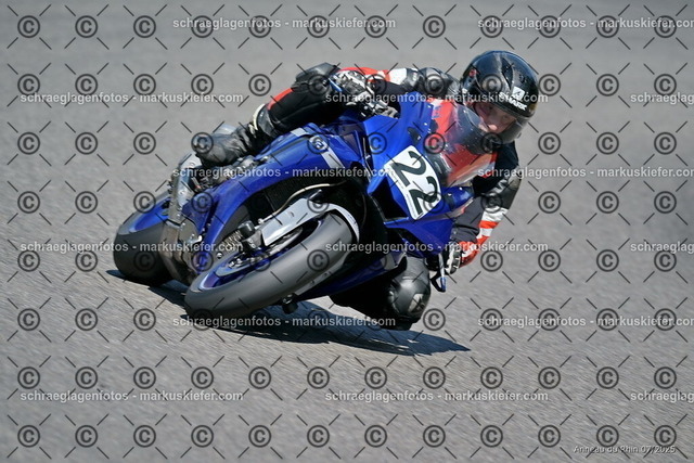 25bt04-0696 | markuskiefer.com - Realisiert mit Pictrs.com