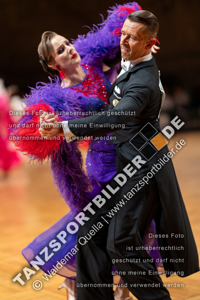 20230812-11791 | Hier finden Sie Tanz Bilder vom Latein und Standard Formationen tanzen. Sportbilder vom Tanzsport. Schöne Fotos und von Weltmeisterschaft, Europameisterschaft, Bundesliga, Regionalliga, Oberliga und Landesliga sowie von GOC Stuttgart, DanceComp, WM Bremen