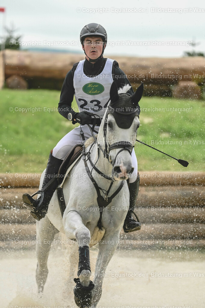 20230513_CCI2_Section2_Gelände_0565 | equistock