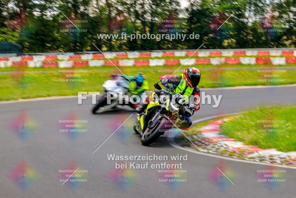 VBK-7956 | Hier findet Ihr Bilder von Touristenfahrten auf der Nürburgring Nordschleife oder von anderen Veranstaltungen die ich besucht habe. Viel Spass beim Durch Schauen 