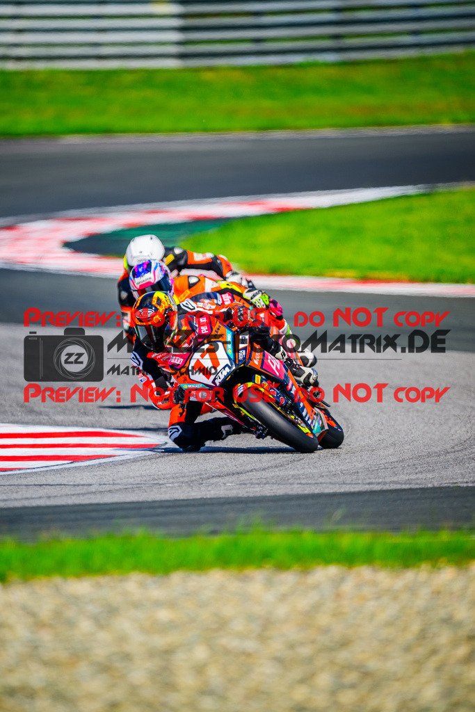 MaZZes_FotoMatrix_240601_6007705_1711 | SSP300