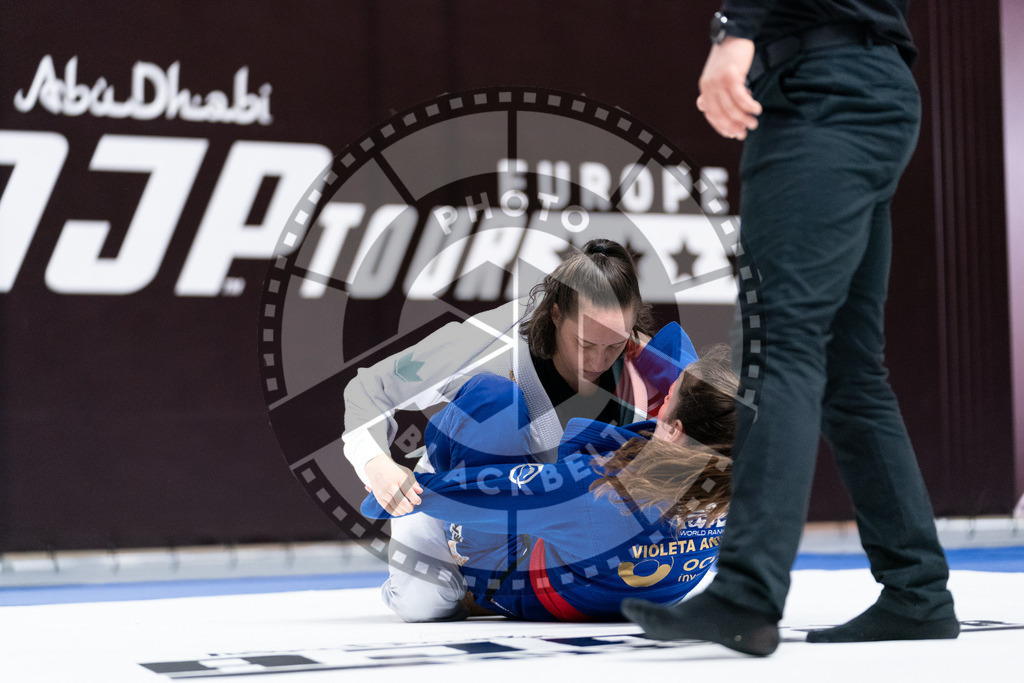 20241012PBB3990 | Athletes compete during the AJP Tour Europe Continental Jiu-Jitsu Professional Championship on October 12, 2024 in Almere near Amsterdam, Netherlands. © Chiara Dazi / photoblackbelt