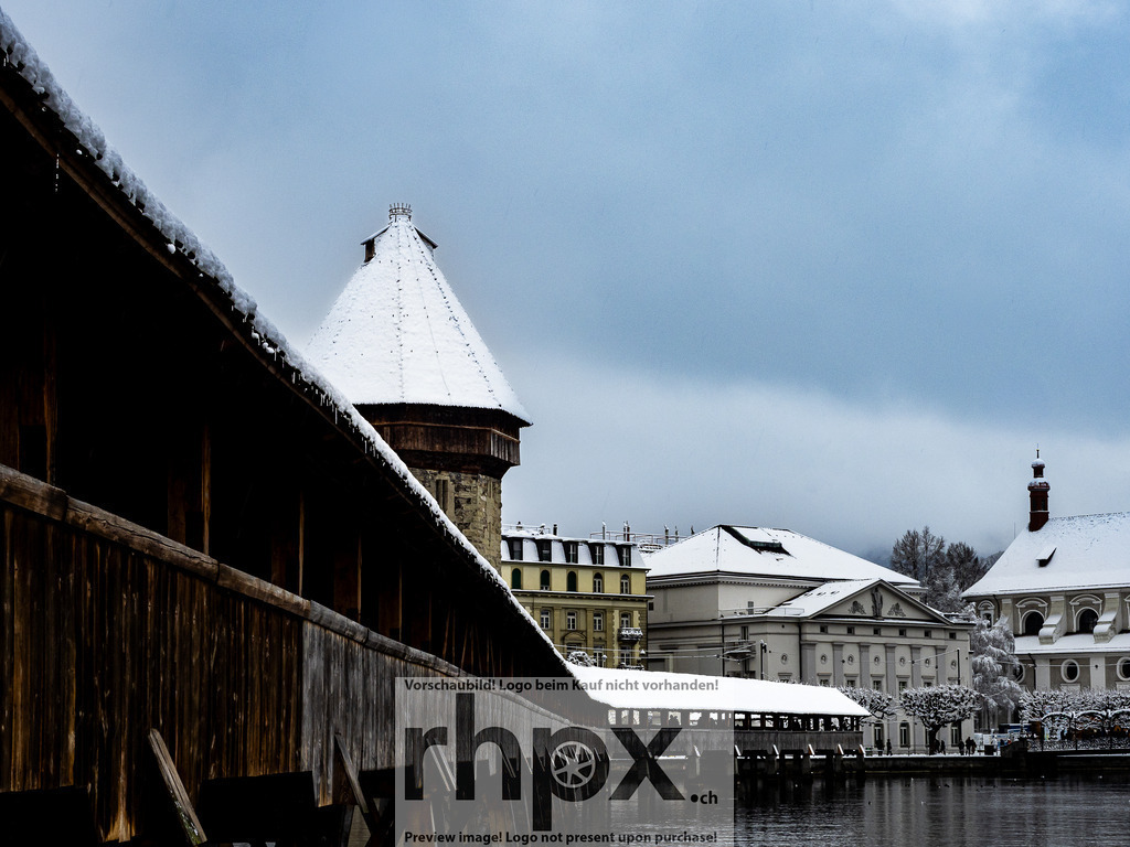 Winter Impressionen Januar 2026 | Stimmungsvolle Fotokunst aus Luzern. Erlebe den Pilatus, den See und die Stadt Luzern in exklusiven Aufnahmen in der Fotogalerie & Shop. - Realisiert mit Pictrs.com