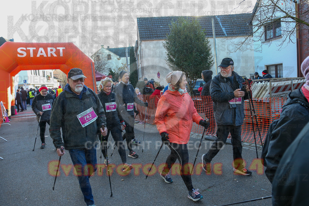 241201_1030_EX1_8239 | Sportfotografie im Rhein-Sieg Kreis, Köln, Bonn, NRW, Rheinland Pfalz, Hessen, etc. Unser Tätigkeitsfeld umfasst den Laufsport vom Volkslauf über den Marathon, Duathlon, Triathon bis zum Ultralauf wie Kölnpfad Ultra oder Schindertrail.