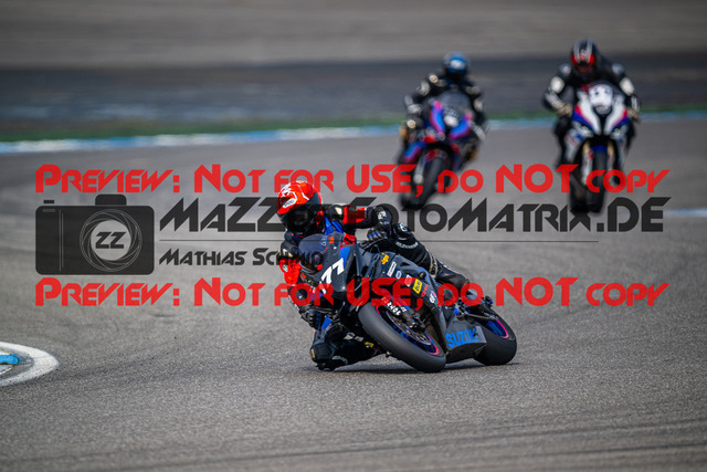 MaZZes_Fotomatrix_20240317_6007705_1624 | Fotograf Mathias Schmid
Sportfotograf,
Eventfotograf,
Hochzeitsfotograf,
Portraitfotograf