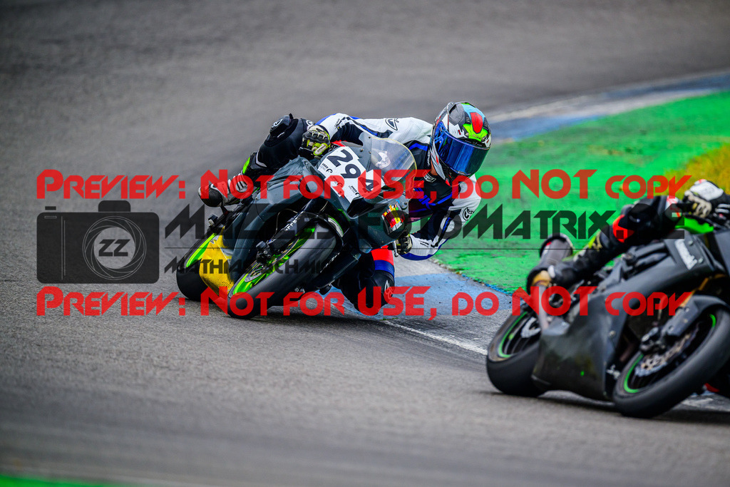 MaZZes_FotoMatrix_240614_6007705_4865 | ROT