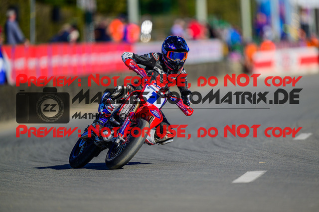 MaZZes_Fotomatrix_20241004_6007705_1739 | JUNIOR