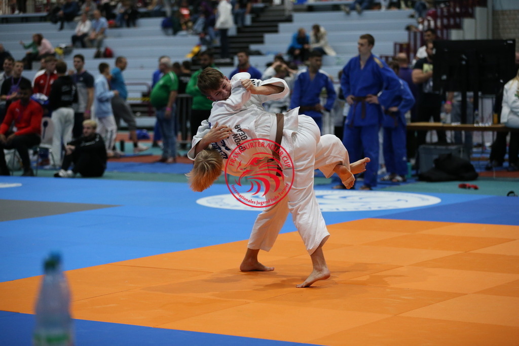 AT3Y2258 | Fotos vom Adler Cup - Pictures from Adler Cup

Hier findet Ihr alle Eindrücke und großen Momente der Adler Cup Wochenenden. Here you will find all impressions and great moments of the Adler Cup weekends. - Realisiert mit Pictrs.com