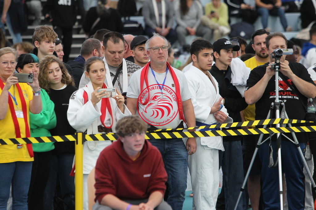 JT6F9995 | Fotos vom Adler Cup - Pictures from Adler Cup

Hier findet Ihr alle Eindrücke und großen Momente der Adler Cup Wochenenden. Here you will find all impressions and great moments of the Adler Cup weekends. - Realisiert mit Pictrs.com