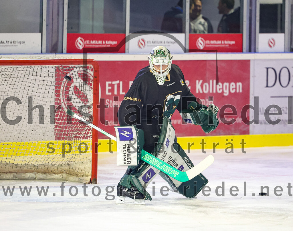 2025-10-10_011_TSV_Erding_gegen_onesto_Tigers_Bayreuth | Erding, Deutschland, 10.10.2025:Eishockey, Oberliga Süd 2025 / 2026, 7. Spieltag, TSV Erding gegen onesto Tigers Bayreuth, Endergebnis: 2:5Torwart Leon Meder (Erding Gladiators, #39)Foto: Christian Riedel / fotografie-riedel.net