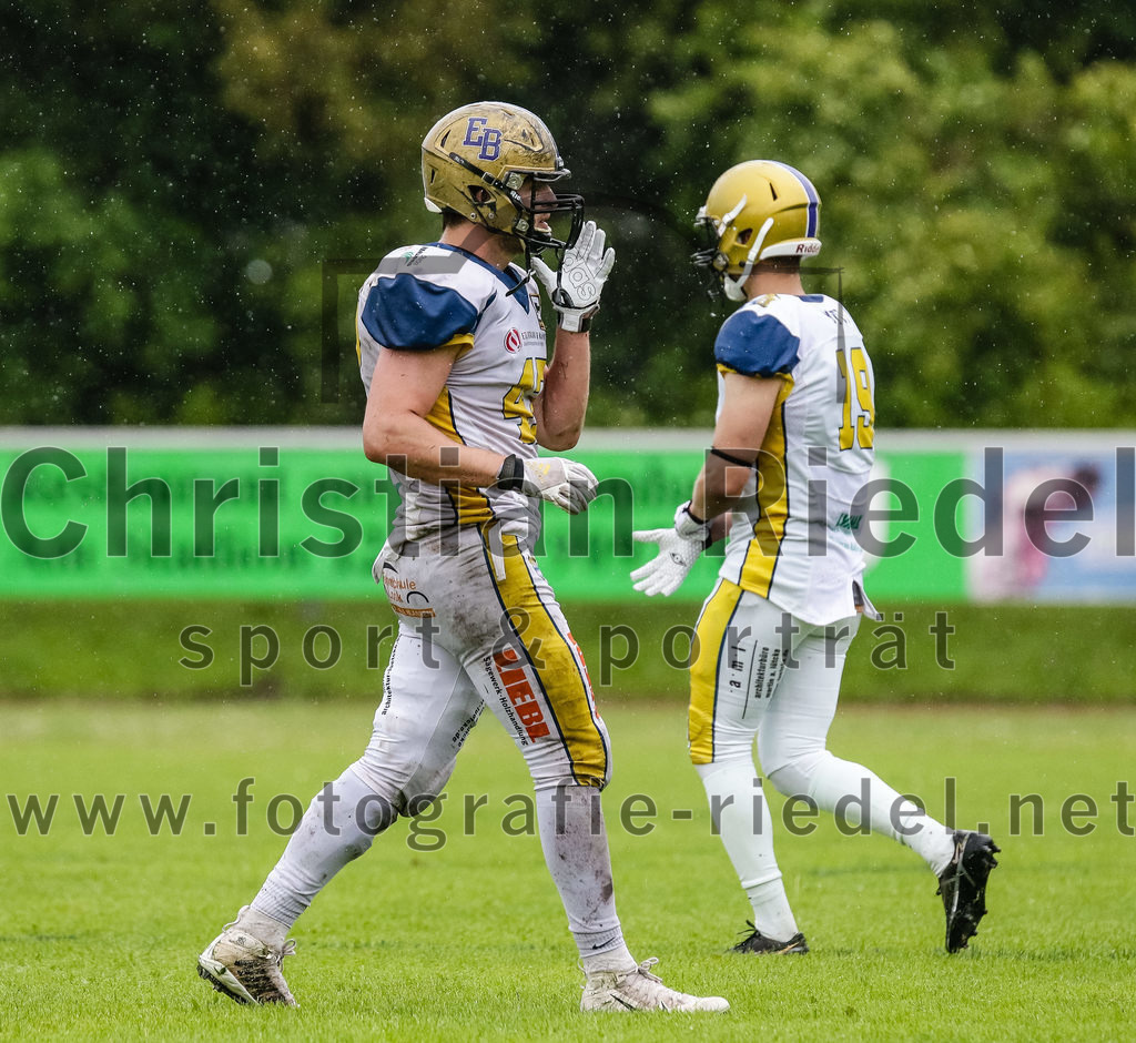 2022-05-29_031_Erding_Bulls_gegen_Nuernberg_Rams | Erding, Deutschland, 29.05.2022:
Fußball, Regionalliga 2022, 5. Spieltag, Erding Bulls gegen Nürnberg Rams, Endergebnis: 10:16

Foto: Christian Riedel / fotografie-riedel.net