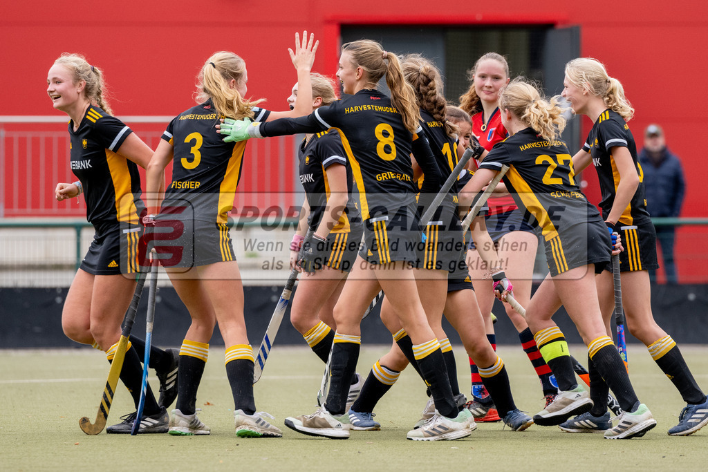 SFE_20231022_0171 | Deutsche Meisterschaft Weibliche U16 Finale Berliner HC - Harvestehuder THC am 22.10.2023 in Köln (Düsseldorfer Hockeyclub 1905 e.V.), Photo: Stephan Fehrmann 2023 (Sports-Gallery)
