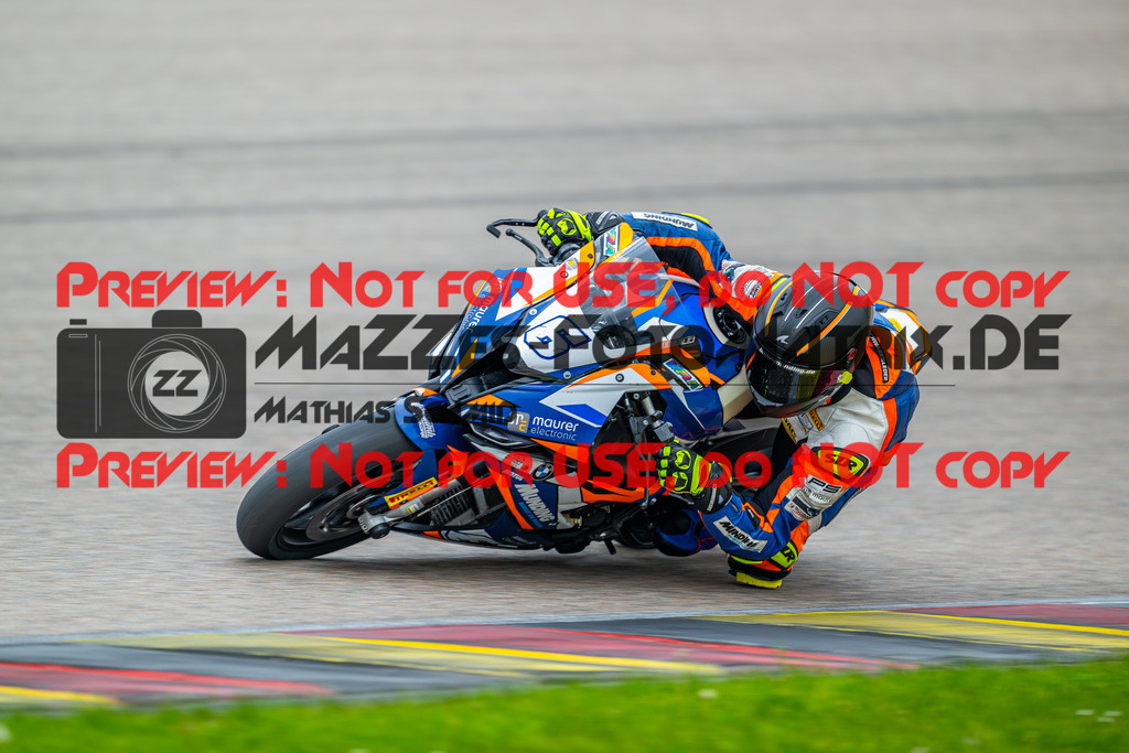 MaZZes_FotoMatrix_240504_6007705_3309 | STK1000